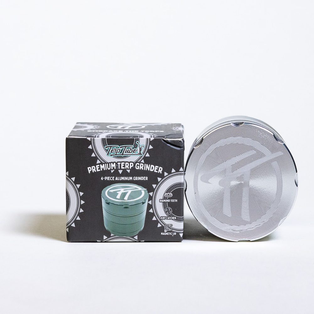 Medium 4 Piece Grinder - Image 8